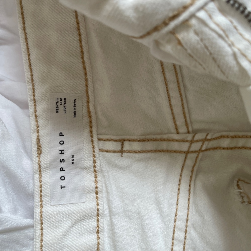 WHITE JEANS - Picture 4 of 6